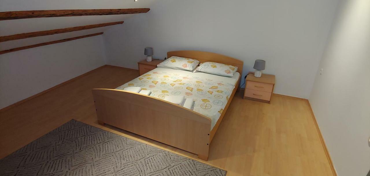 Apartament Family House Nerezine Zewnętrze zdjęcie